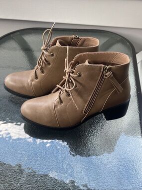 Women's Taupe Lace-Up Ankle Boots with Side Zip